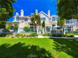 MLS #OC25267623 image #0