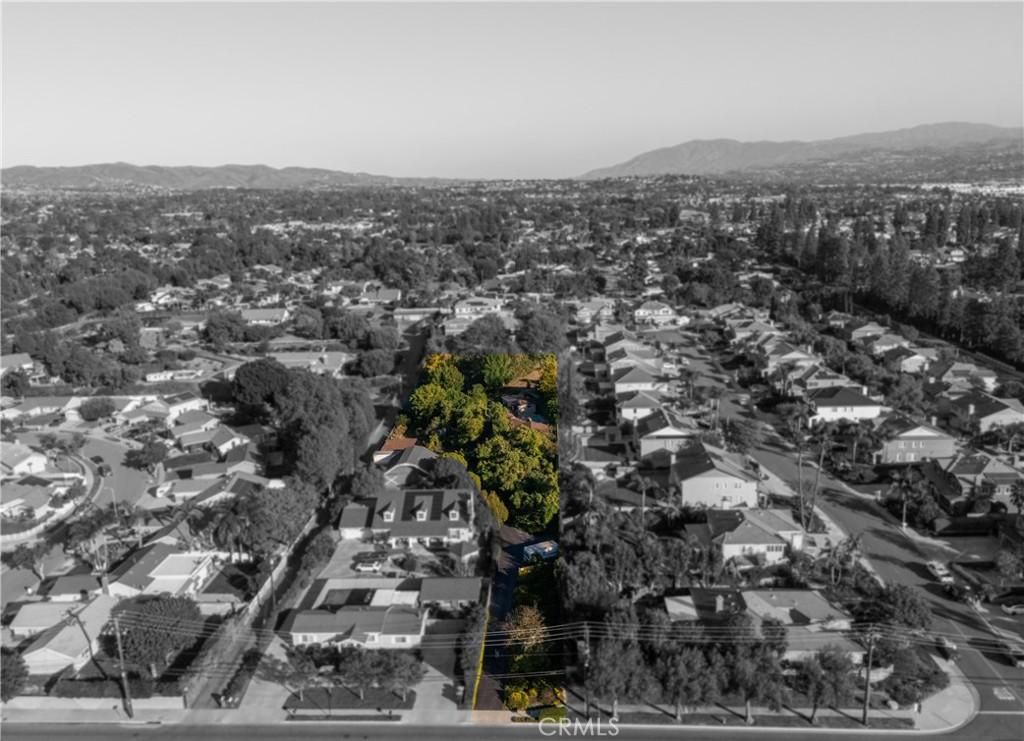 MLS #OC25268317 image #0