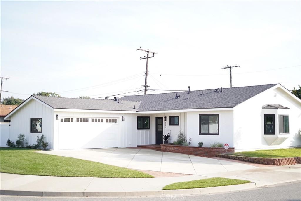 MLS #OC25268537 image #0