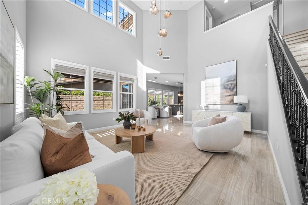 MLS #OC25268651 image #0