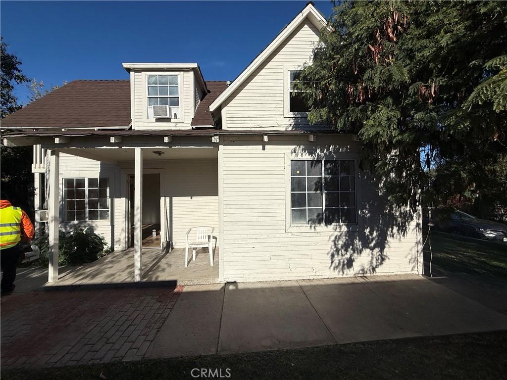 MLS #OC25269700 image #0