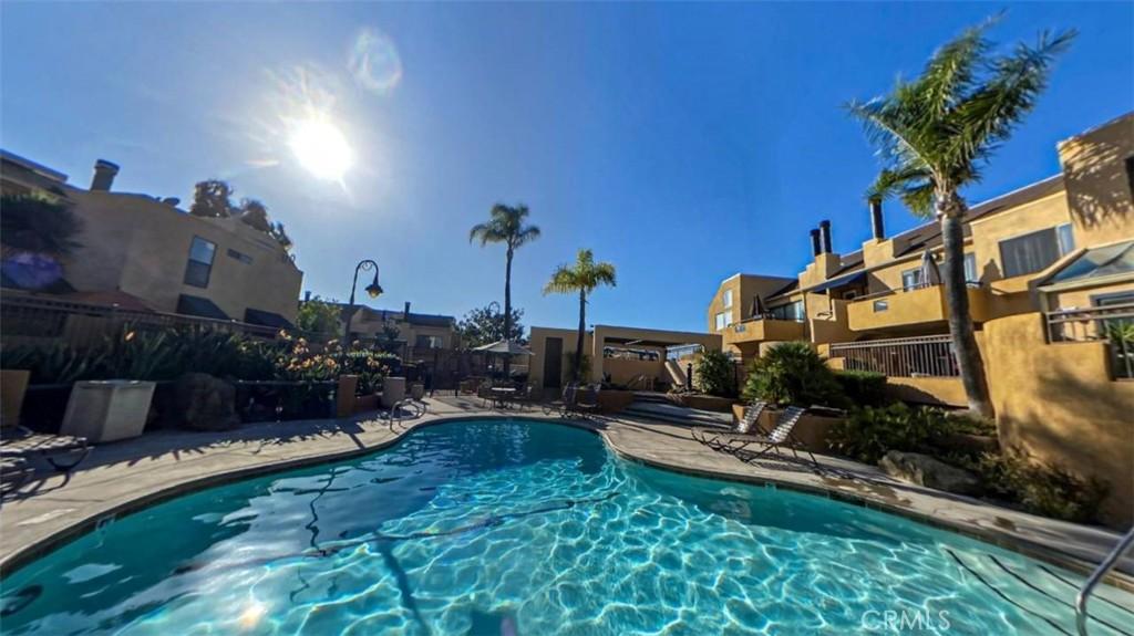 MLS #OC25270442 image #0