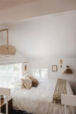 MLS #OC25270924 image #0