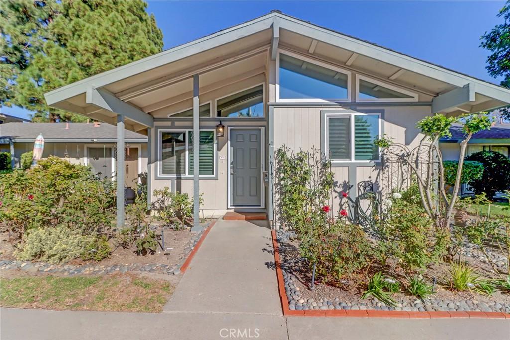 MLS #OC25270991 image #0