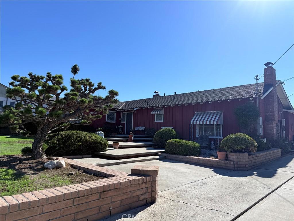 MLS #OC25271005 image #0