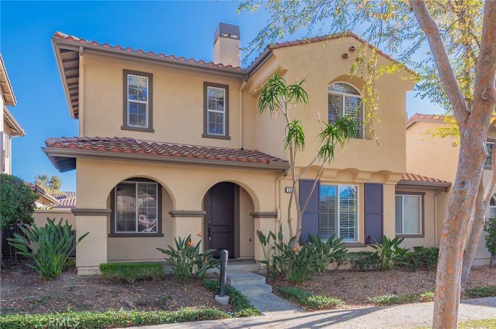 MLS #OC25271026 image #0