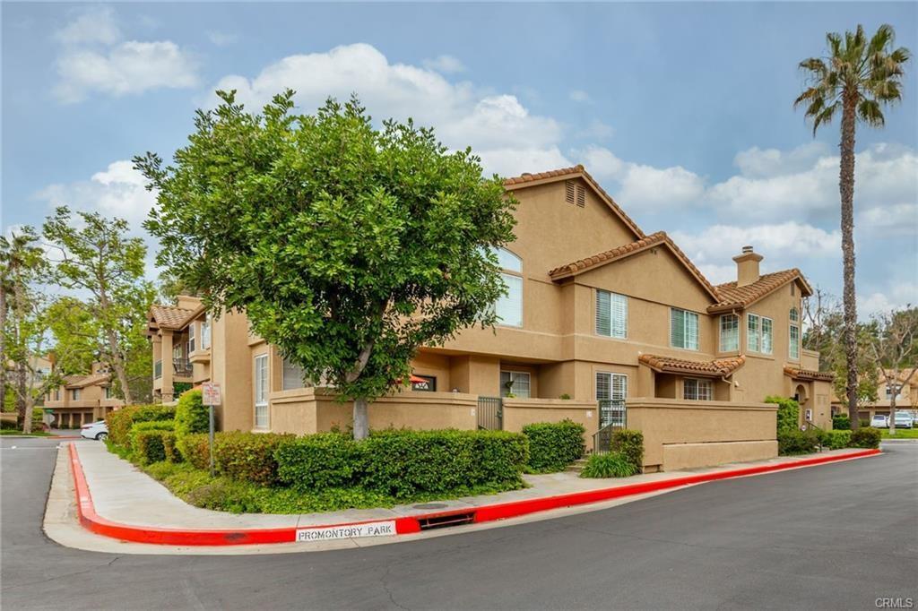 MLS #OC25271205 image #0