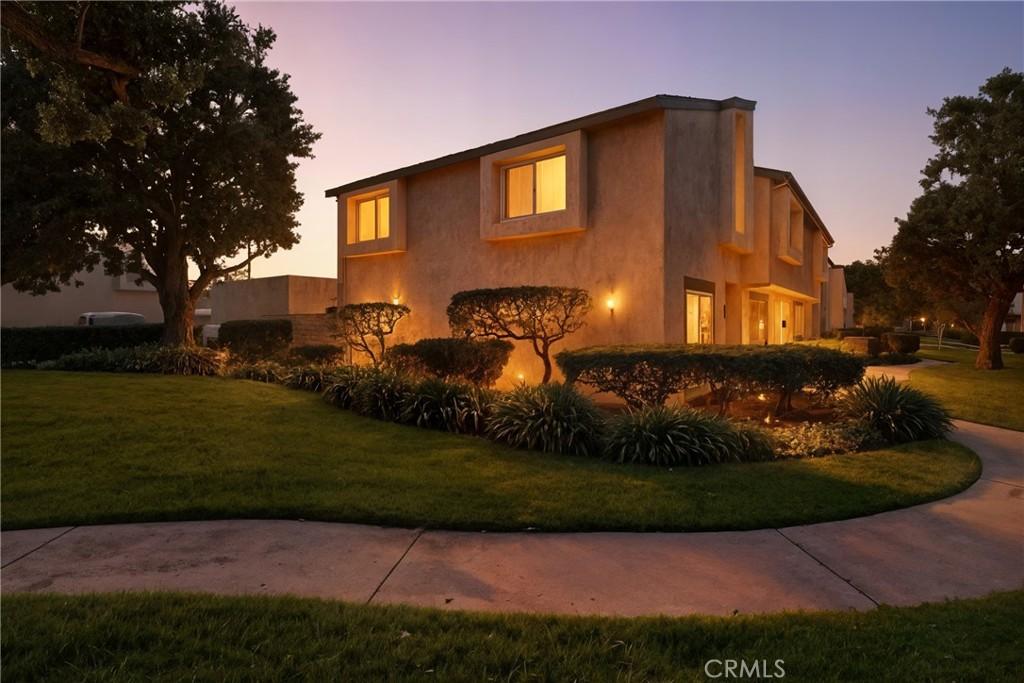 MLS #OC25272091 image #0