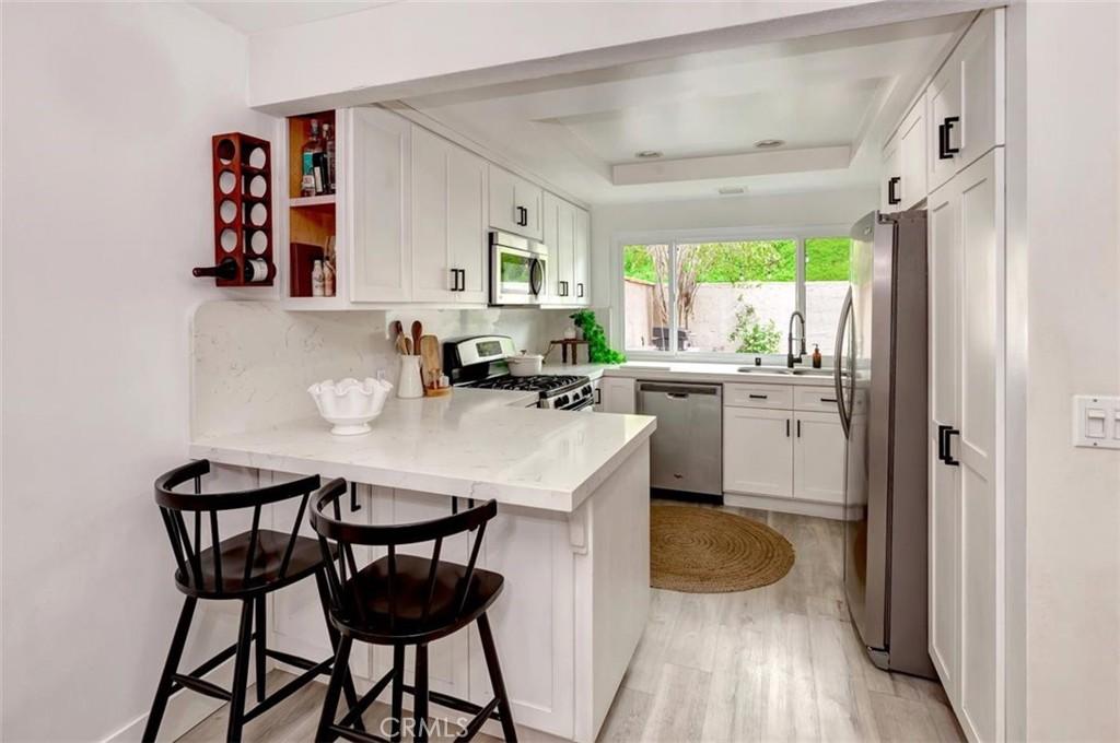 MLS #OC25272160 image #0