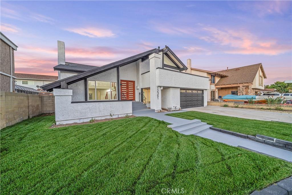 MLS #OC25272248 image #0