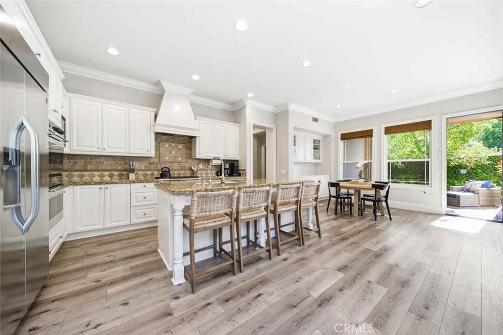 MLS #OC25272447 image #0