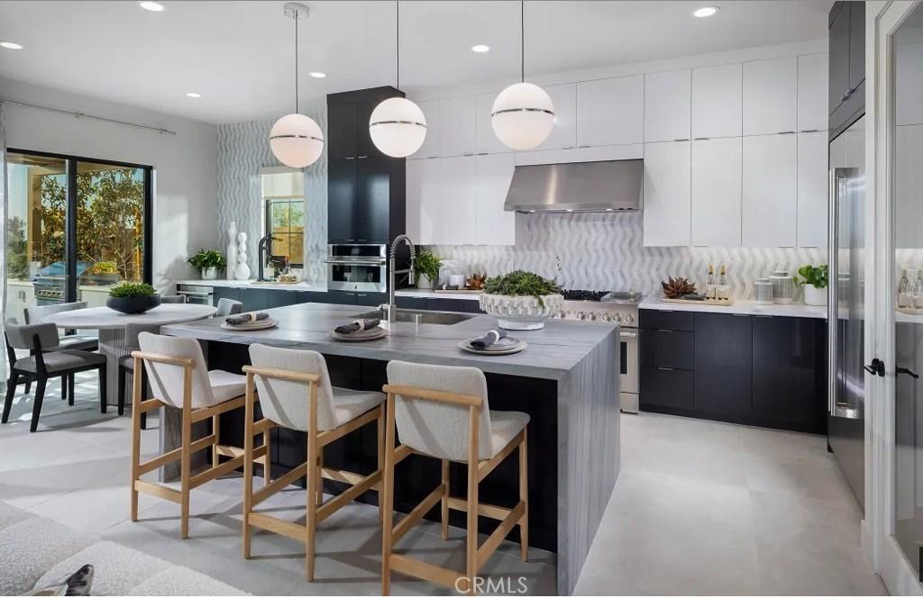 MLS #OC25272528 image #0