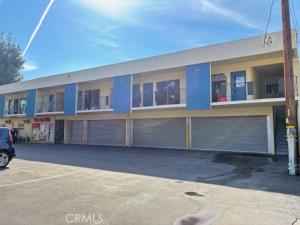 MLS #OC25273062 image #0