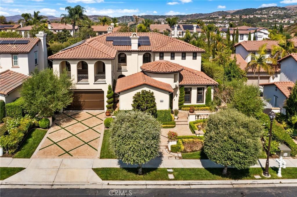 MLS #OC25273248 image #0