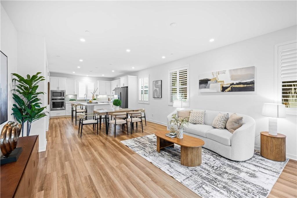 MLS #OC25273548 image #0