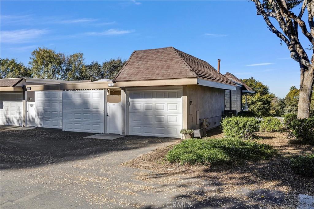 MLS #OC25273726 image #0