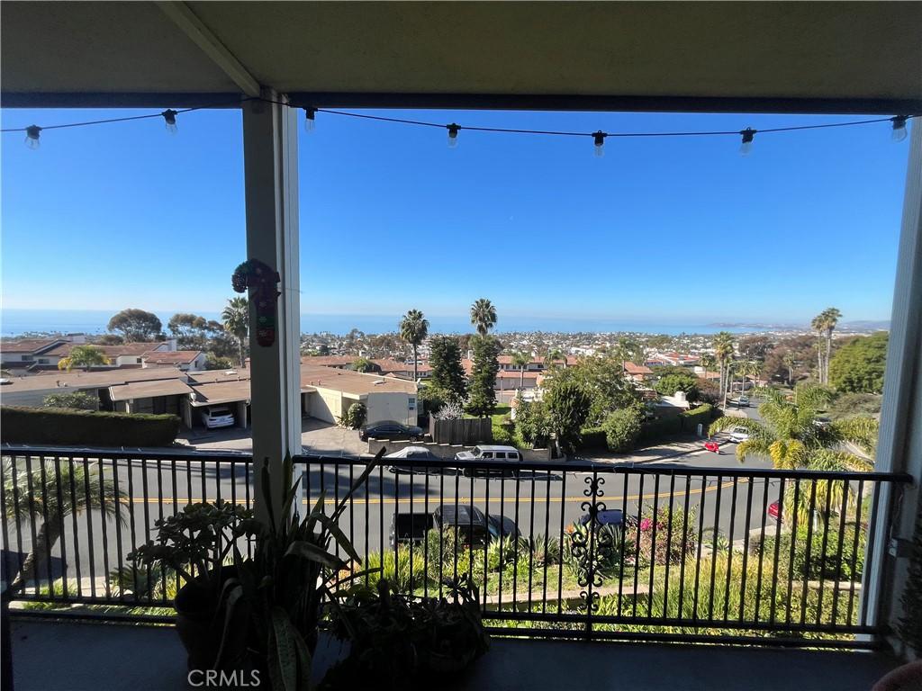 MLS #OC25273743 image #0