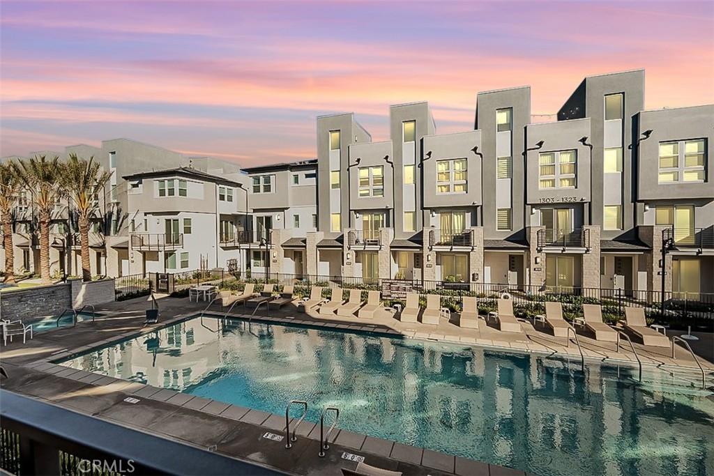 MLS #OC25273919 image #0