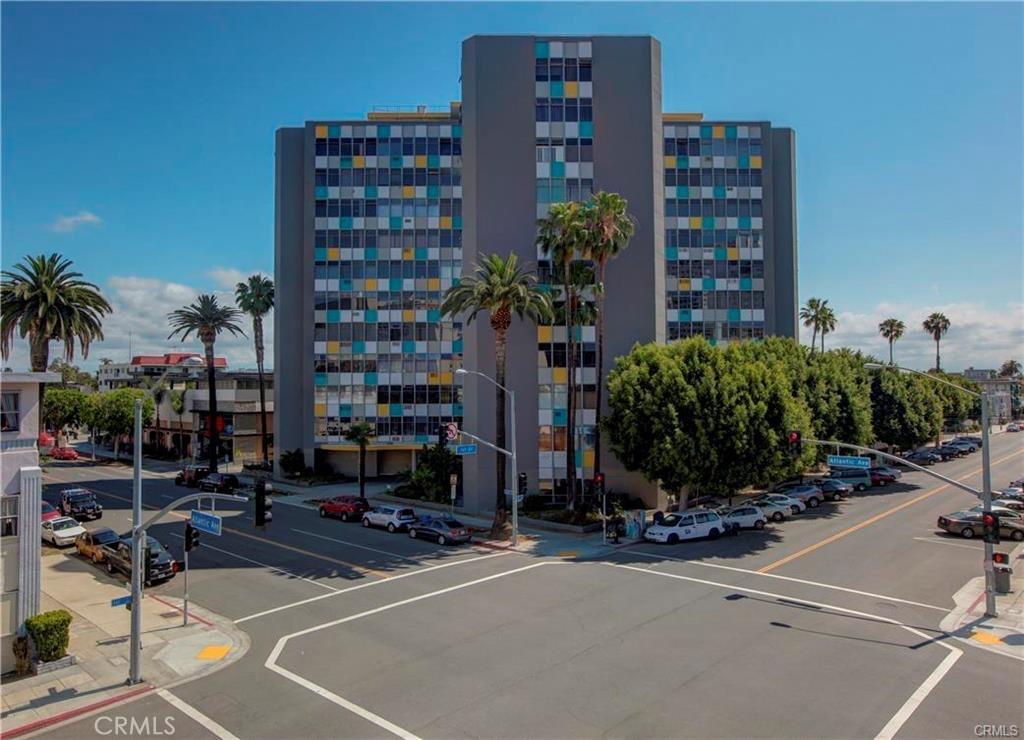 MLS #OC25274222 image #0