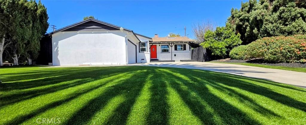 MLS #OC25274491 image #0