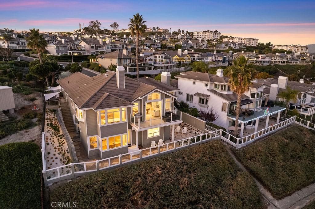 MLS #OC25274560 image #0