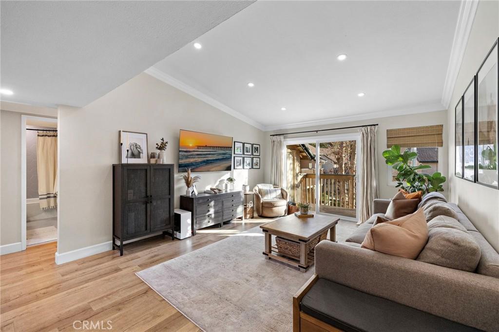 MLS #OC25274566 image #0