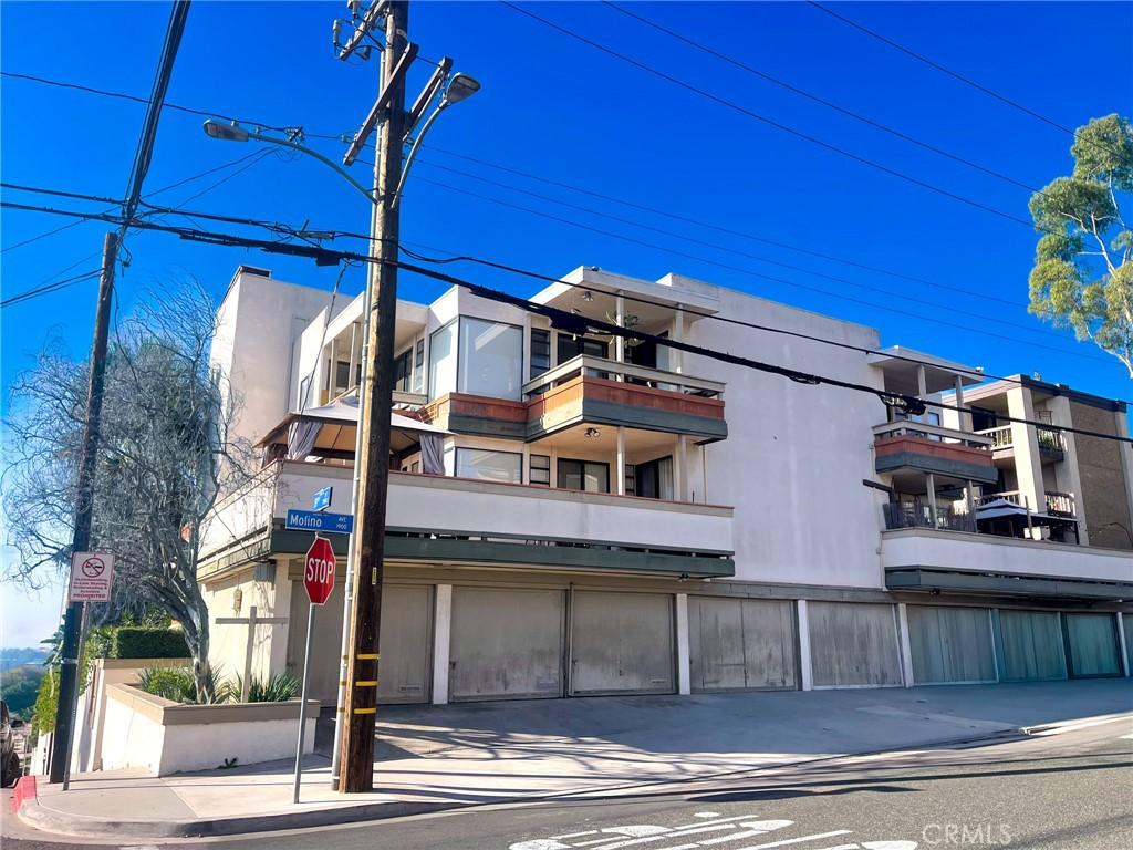 MLS #OC25274958 image #0