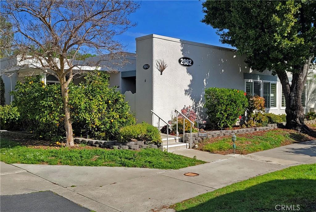 MLS #OC25275501 image #0