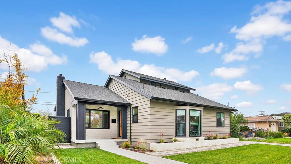 MLS #OC25275782 image #0