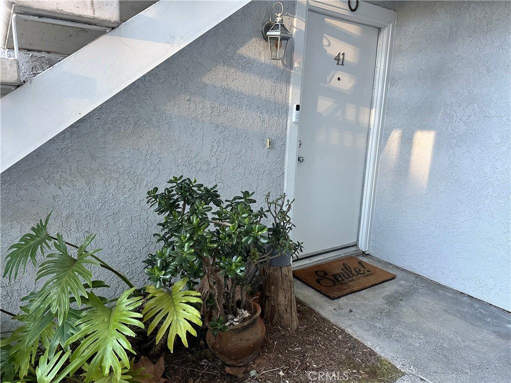 MLS #OC25275796 image #0