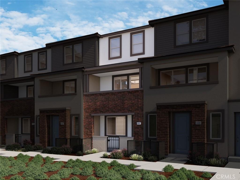 MLS #OC25275935 image #0