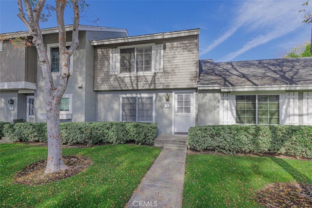 MLS #OC25276019 image #0