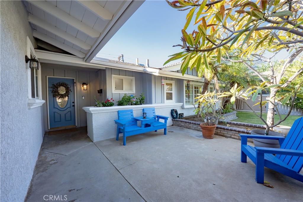 MLS #OC25276232 image #0