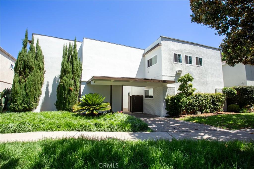 MLS #OC25276298 image #0