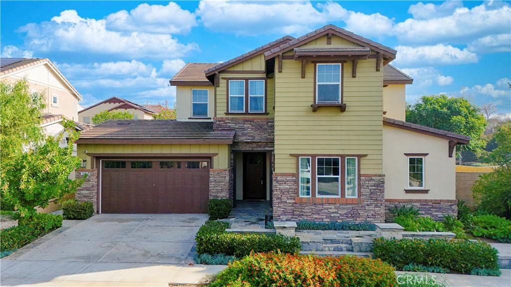 MLS #OC25276420 image #0