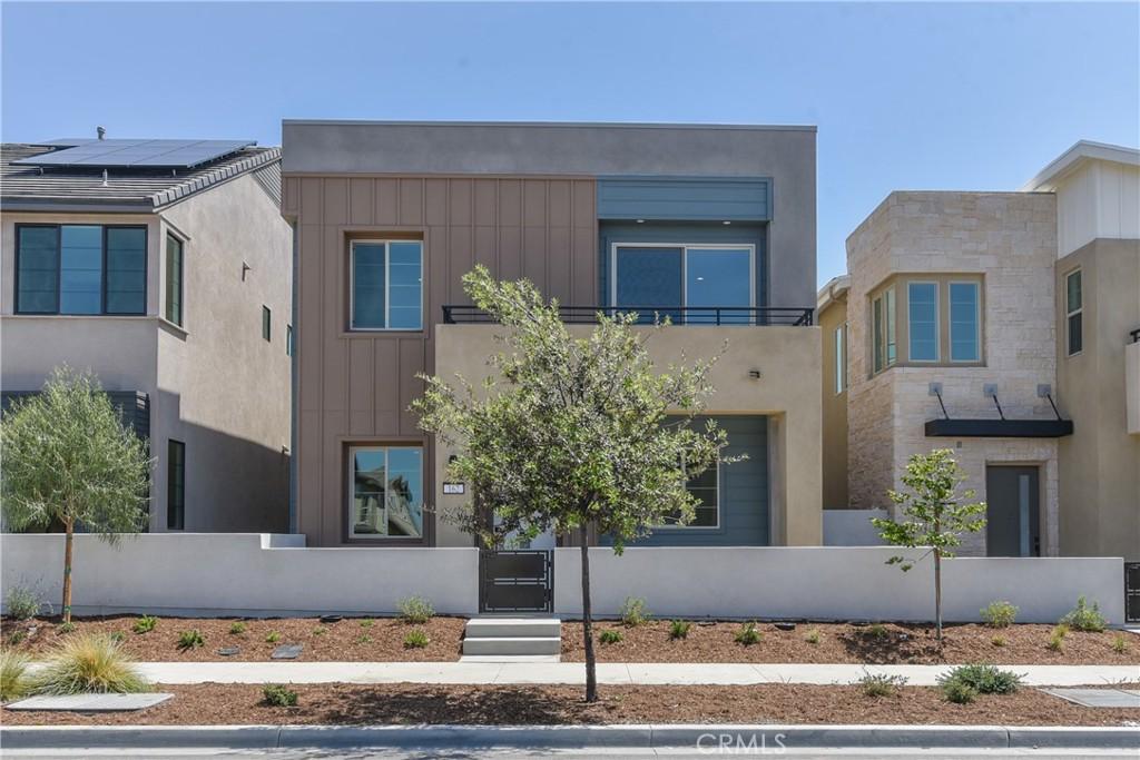 MLS #OC25276597 image #0