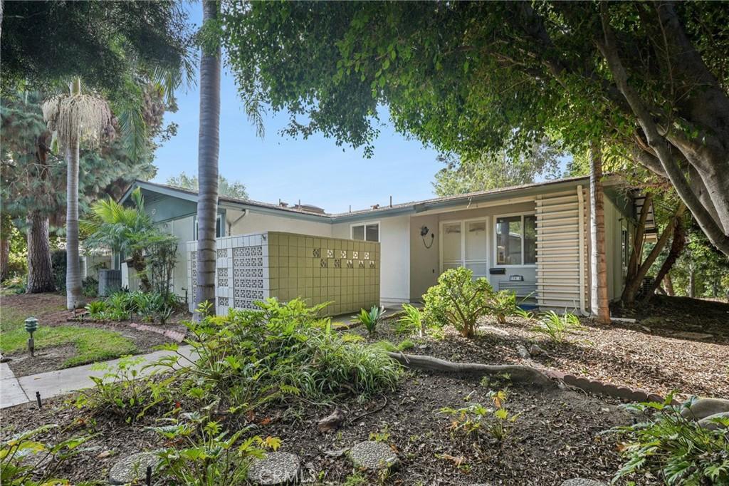 MLS #OC25277137 image #0