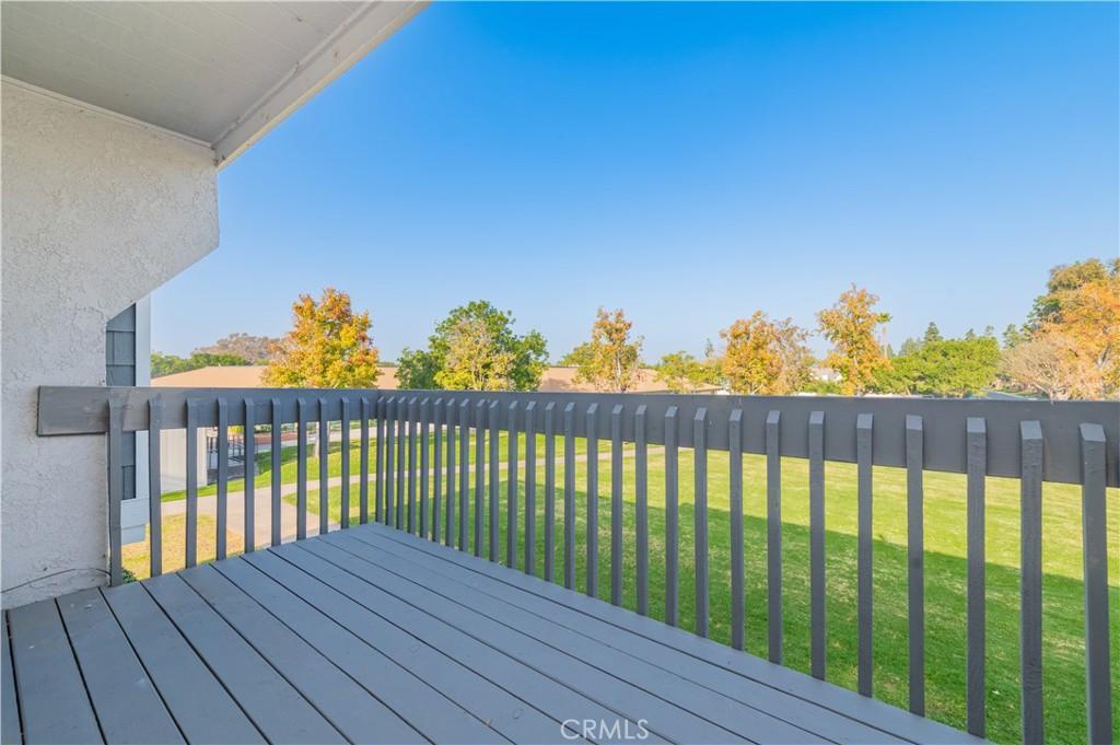 MLS #OC25277189 image #0