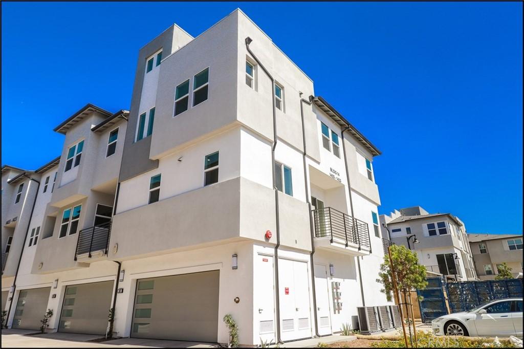 MLS #OC25277469 image #0