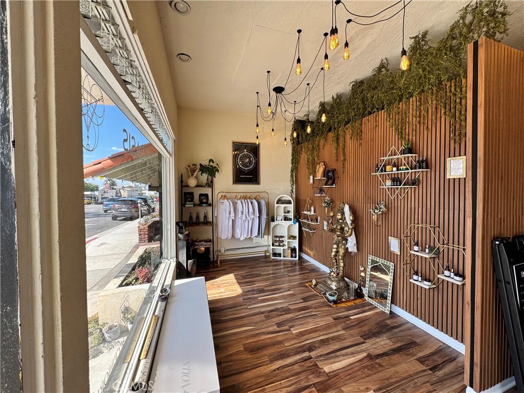 MLS #OC25277605 image #0