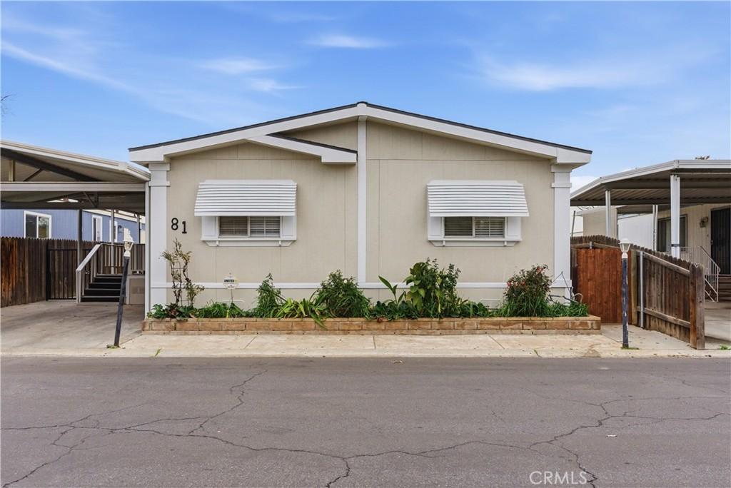 MLS #OC25277829 image #0