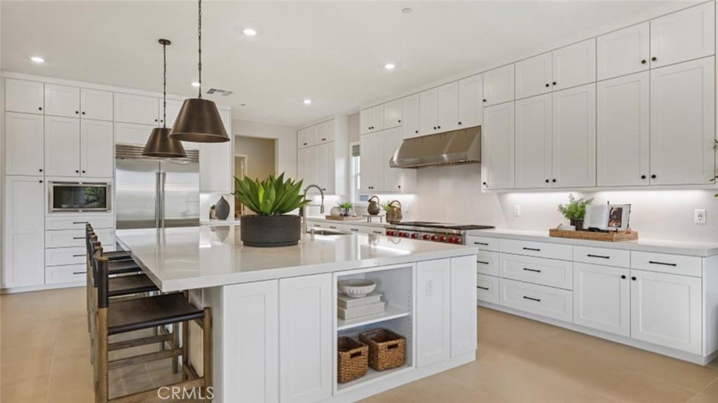 MLS #OC25278113 image #0