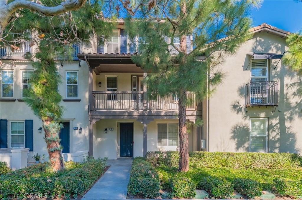 MLS #OC25278125 image #0