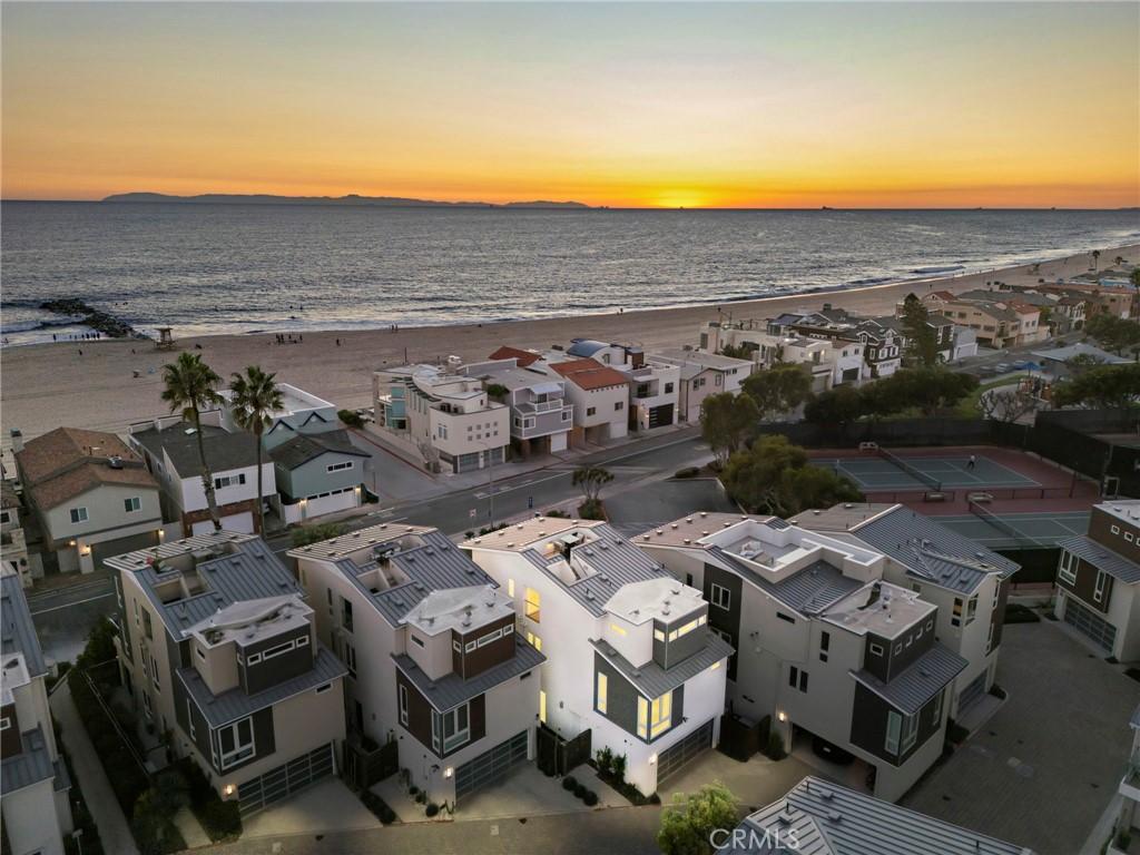 MLS #OC25278464 image #0