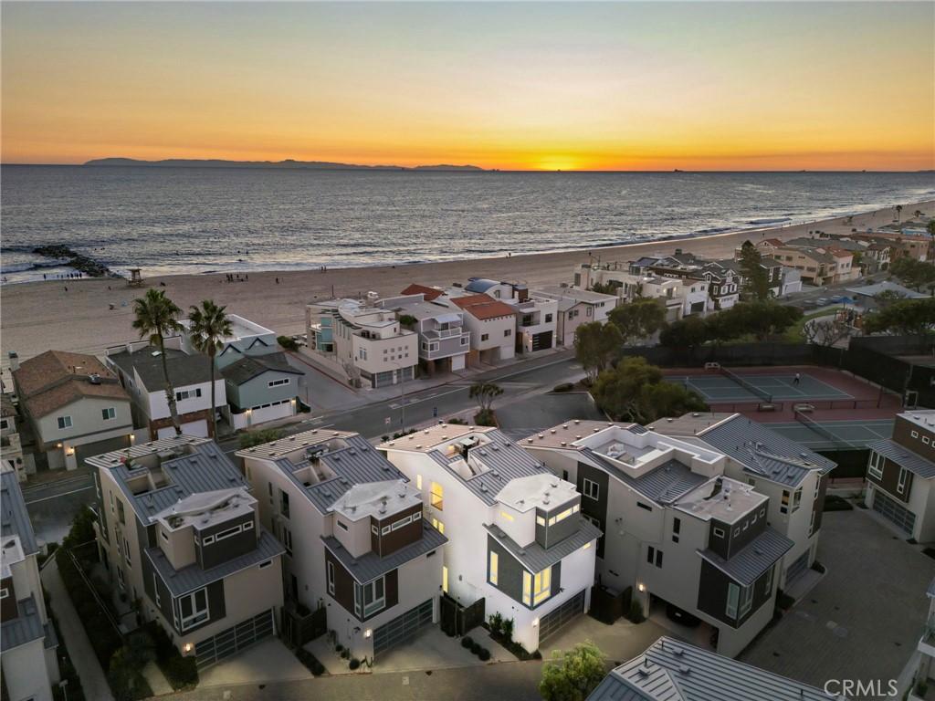 MLS #OC25278464 image #0