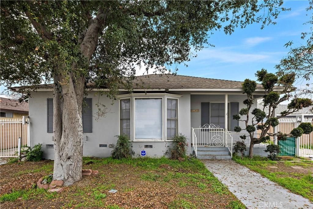 MLS #OC25278541 image #0