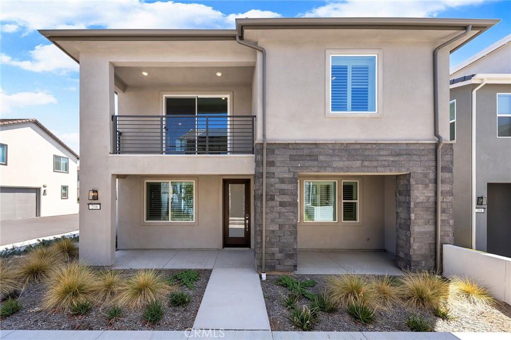 MLS #OC25278704 image #0