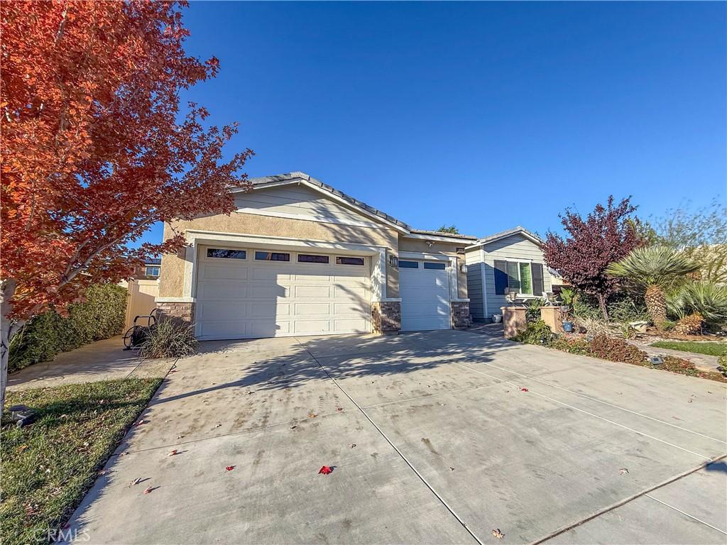 MLS #OC25279442 image #0