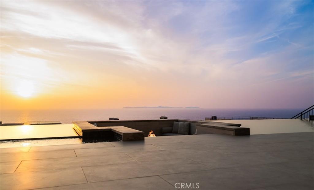 MLS #OC25280233 image #0