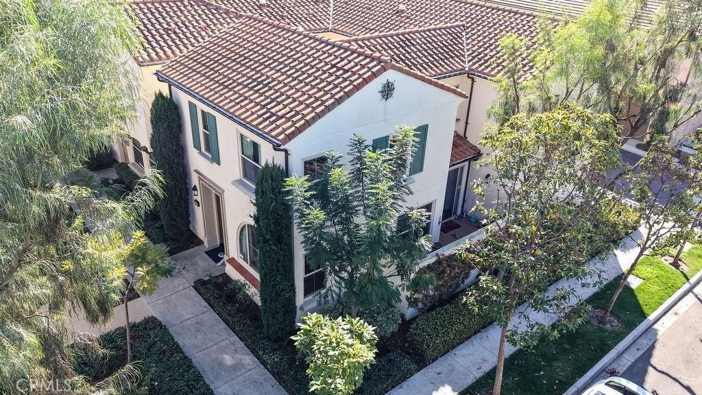 MLS #OC25280488 image #0